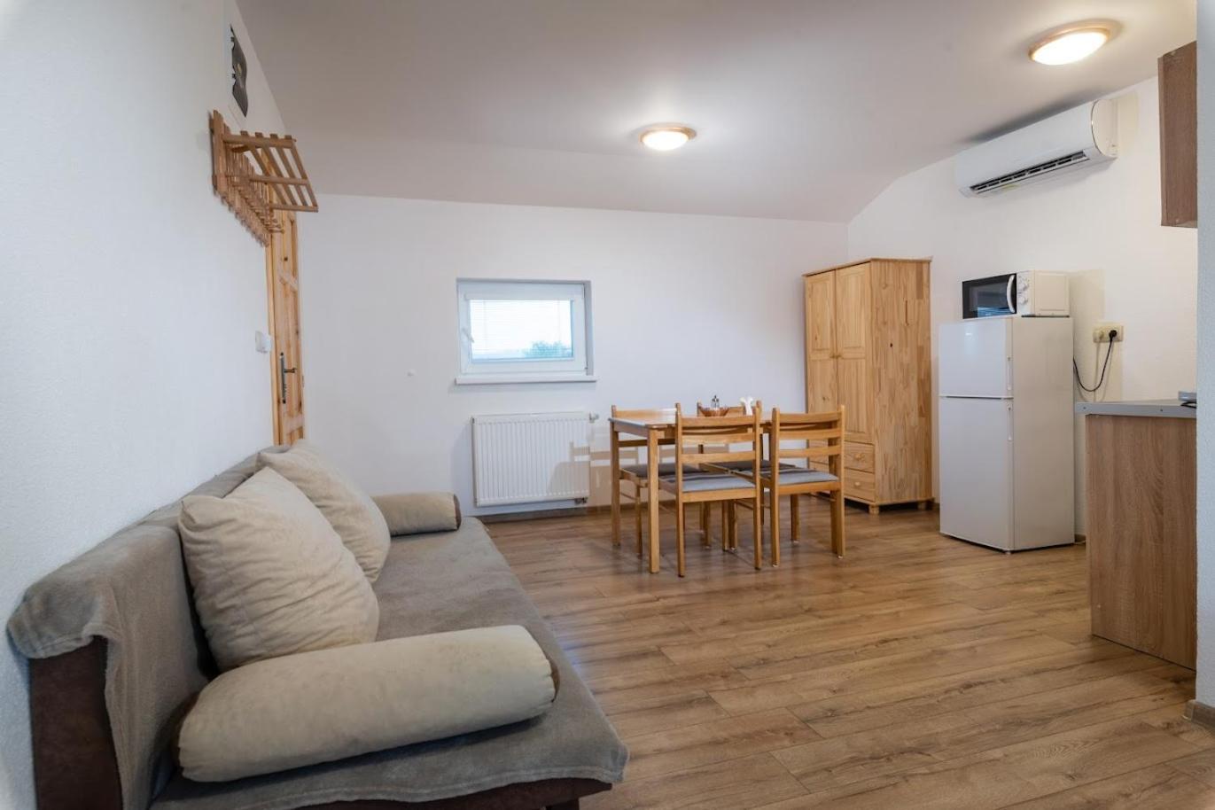 Aparthotel Rezidencia Podhájska Esterno foto