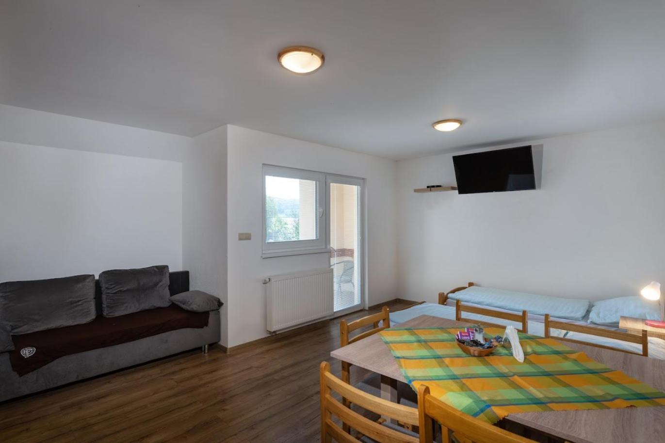Aparthotel Rezidencia Podhájska Esterno foto