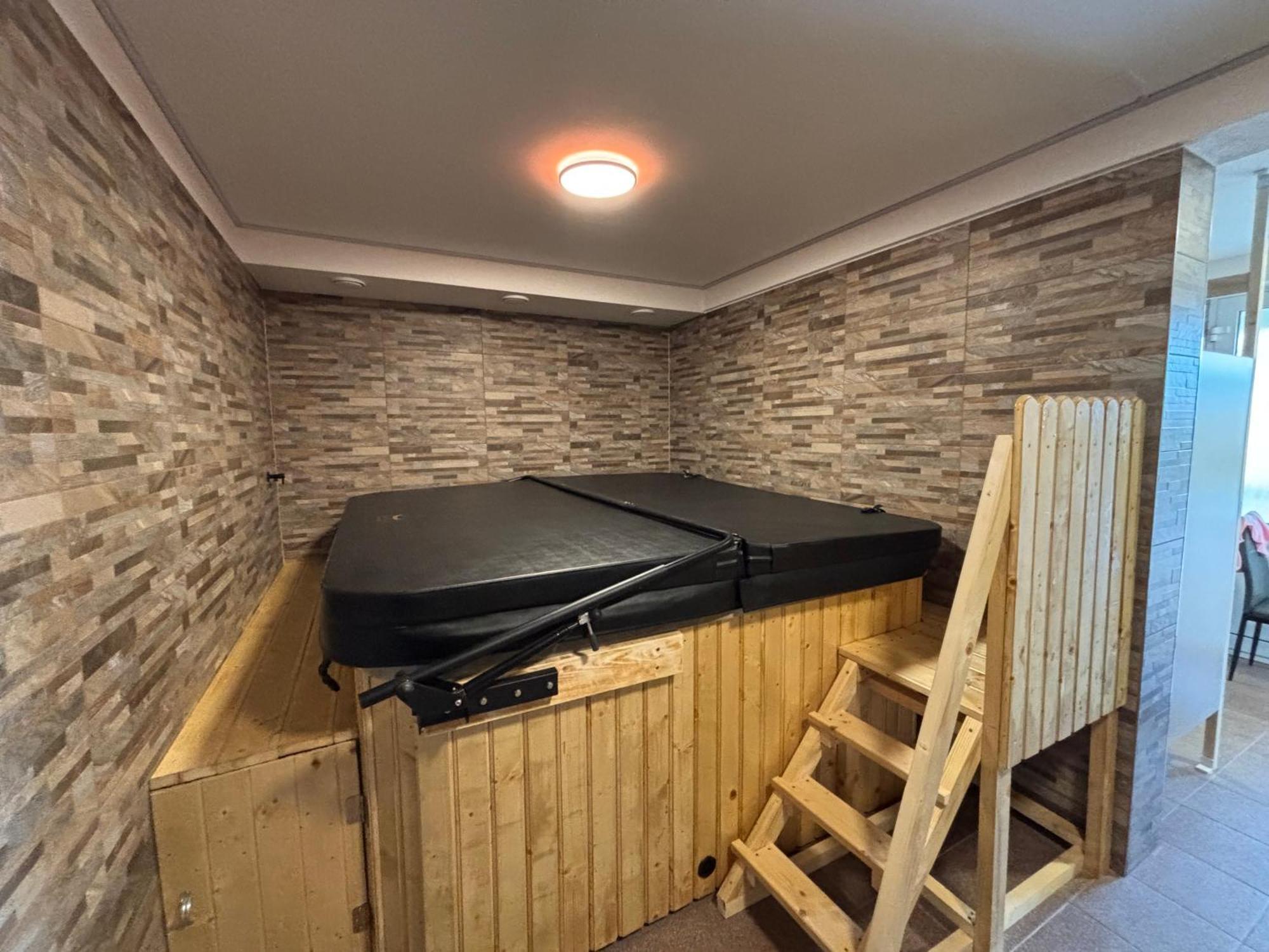 Aparthotel Rezidencia Podhájska Esterno foto